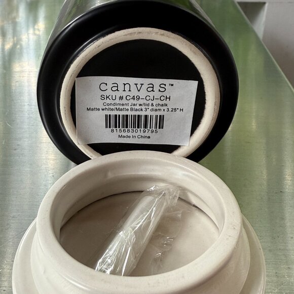 Small Ceramic Container with Lid Perfect for Pantry and Gifting - Picture 4 of 5